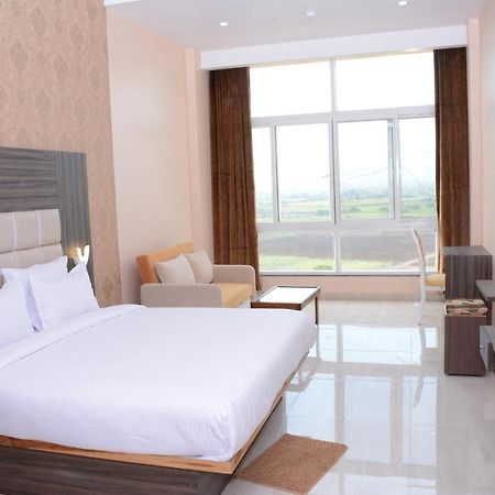 Ratnaa Resort Khamshet Exterior photo